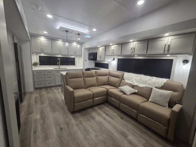 2026 Brinkley RV 2026 Brinkley RV Model Z - thumbnail 6