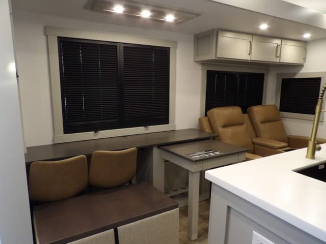 2026 Brinkley RV 2026 Brinkley RV Model Z - thumbnail 6