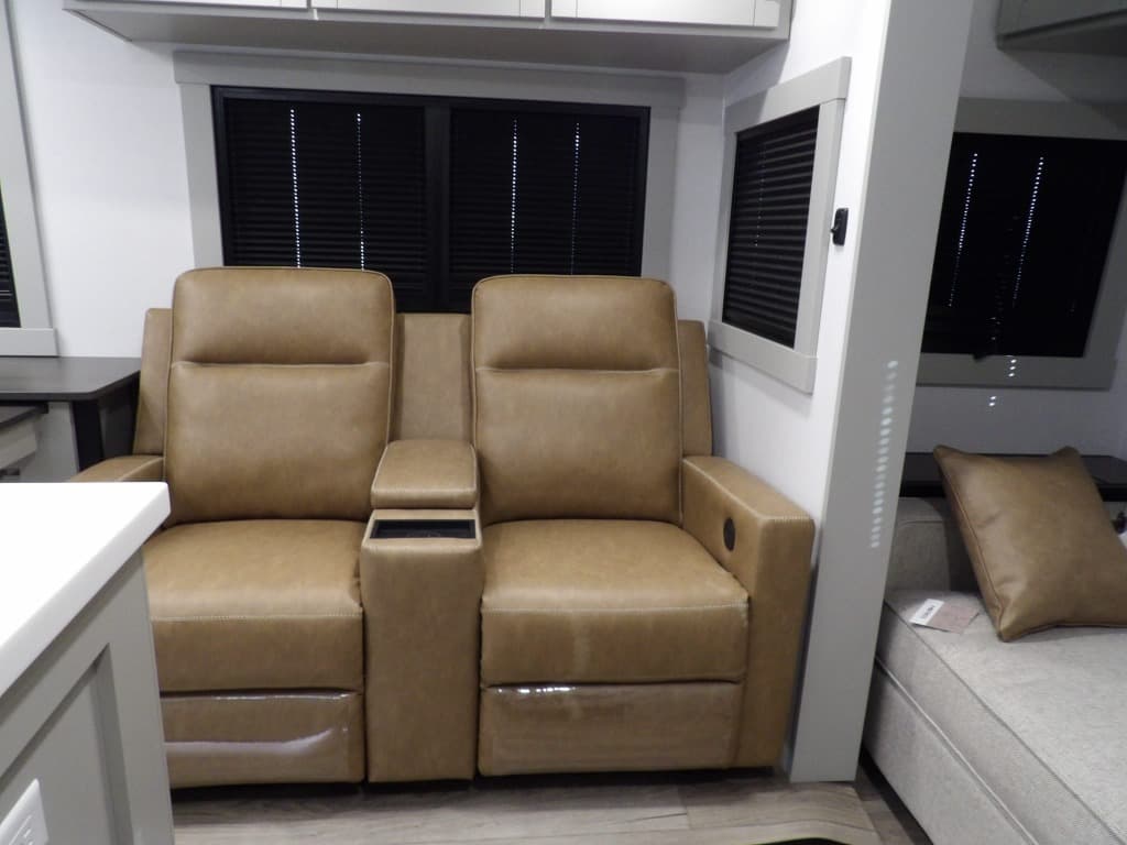 2026 Brinkley RV 2026 Brinkley RV Model Z - thumbnail 10