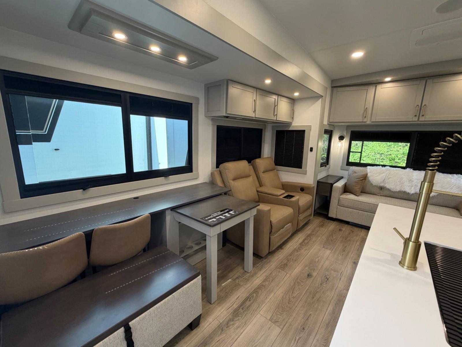 2026 Brinkley RV 2026 Brinkley RV Model Z - thumbnail 6