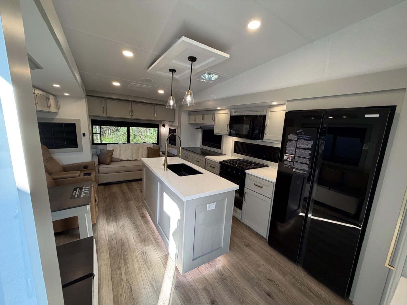 2026 Brinkley RV 2026 Brinkley RV Model Z - thumbnail 8