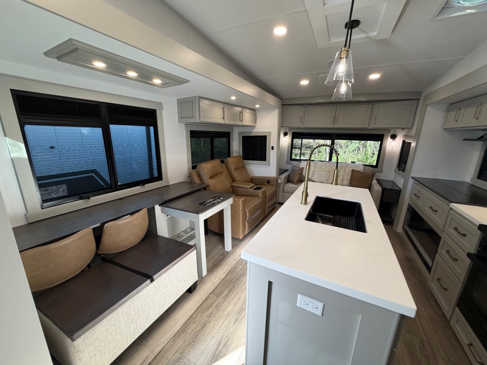 2026 Brinkley RV 2026 Brinkley RV Model Z - thumbnail 9