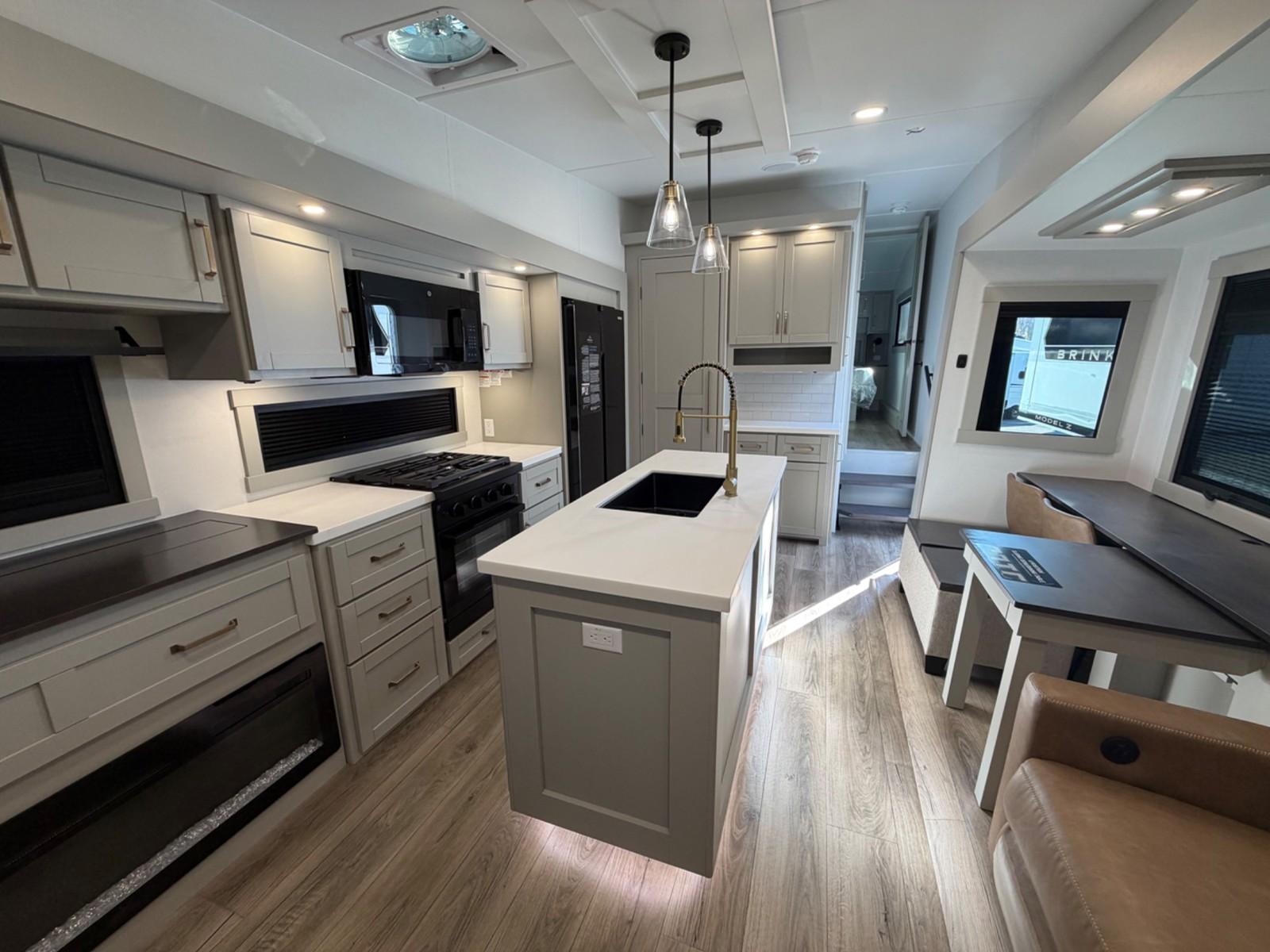 2026 Brinkley RV 2026 Brinkley RV Model Z - thumbnail 13
