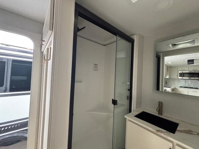 2026 Brinkley RV 2026 Brinkley RV Model I - thumbnail 12