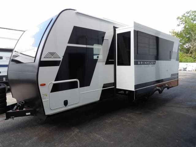 2026 Brinkley RV 2026 Brinkley RV Model I - thumbnail 4