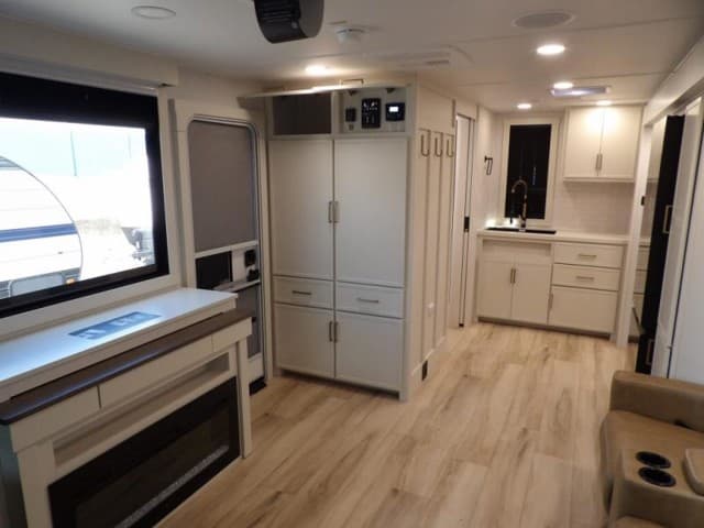 2026 Brinkley RV 2026 Brinkley RV Model I - thumbnail 9