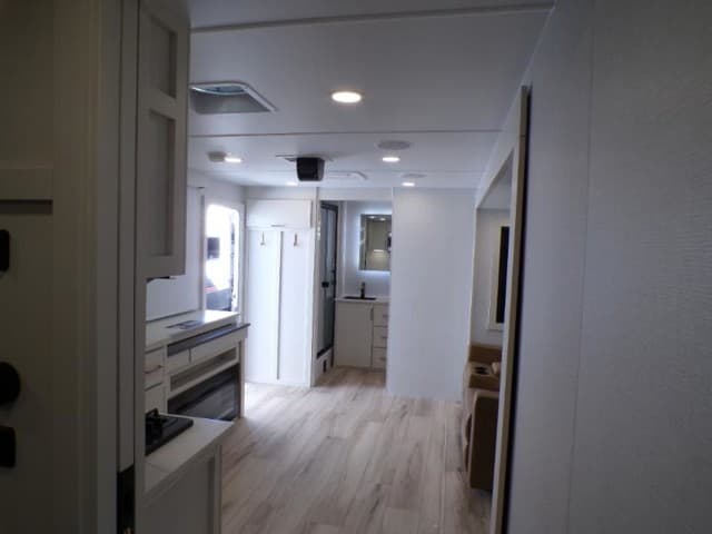 2026 Brinkley RV 2026 Brinkley RV Model I - thumbnail 11