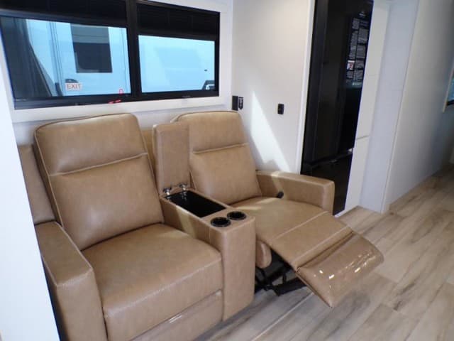 2026 Brinkley RV 2026 Brinkley RV Model I - thumbnail 16