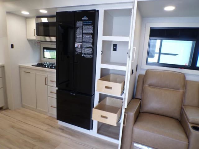 2026 Brinkley RV 2026 Brinkley RV Model I - thumbnail 23