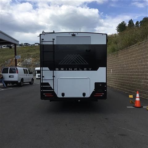 2026 Brinkley RV 2026 Brinkley RV Model I - thumbnail 7