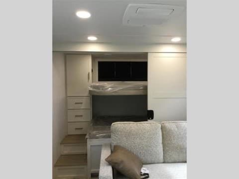 2026 Brinkley RV 2026 Brinkley RV Model I - thumbnail 10