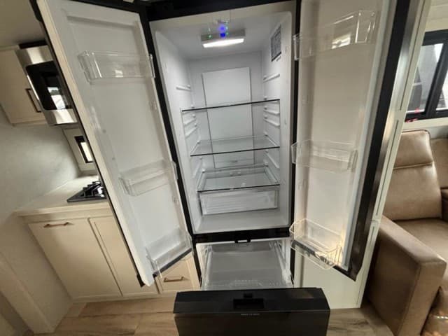 2026 Brinkley RV 2026 Brinkley RV Model I - thumbnail 8