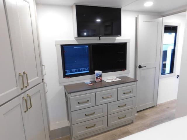 2025 Brinkley RV 2025 Brinkley RV Model G - thumbnail 24