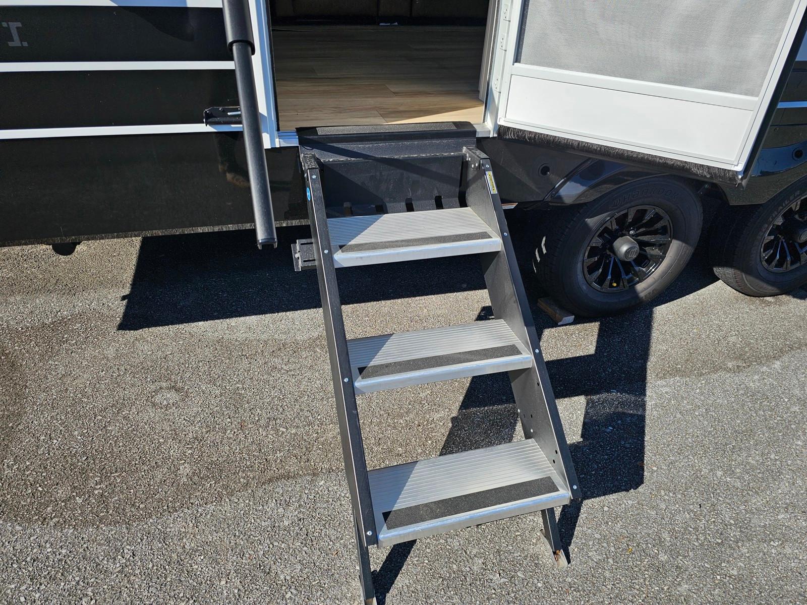 2026 Brinkley RV 2026 Brinkley RV Model I - thumbnail 9