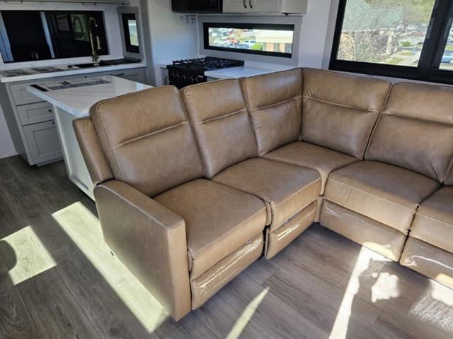 2025 Brinkley RV 2025 Brinkley RV Model G - thumbnail 18