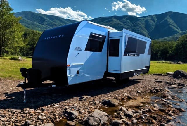 2026 Brinkley 2026 Brinkley Model IX - thumbnail 4