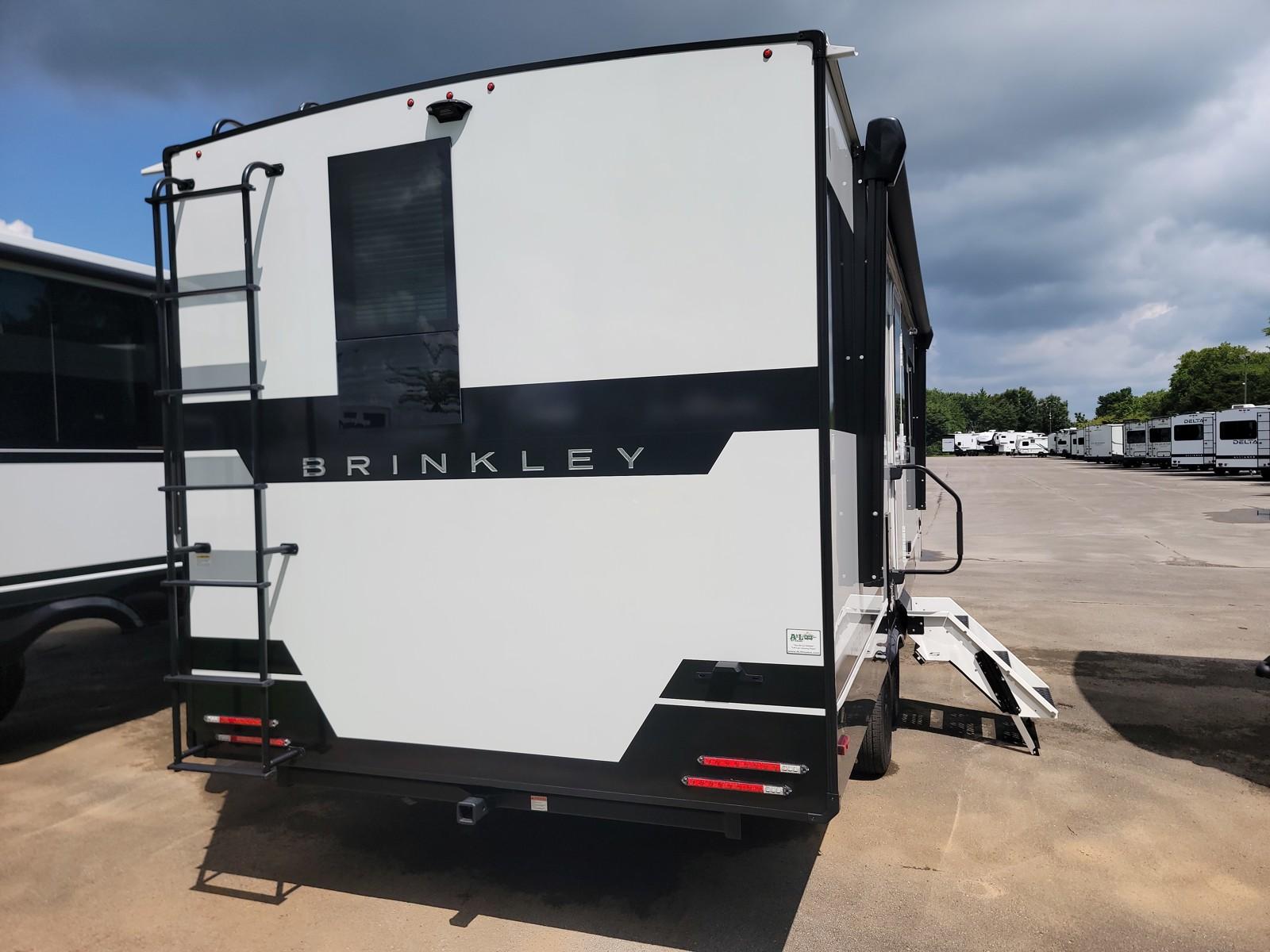 2026 Brinkley 2026 Brinkley Model IX - thumbnail 5