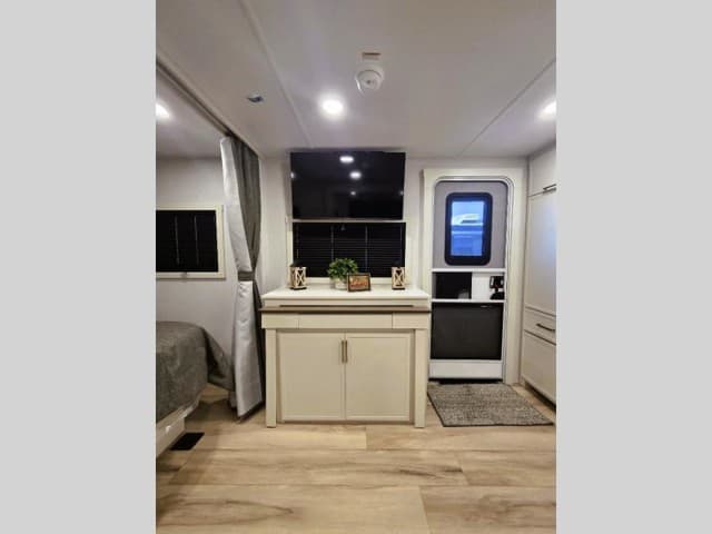 2026 Brinkley RV 2026 Brinkley RV Model IX - thumbnail 8