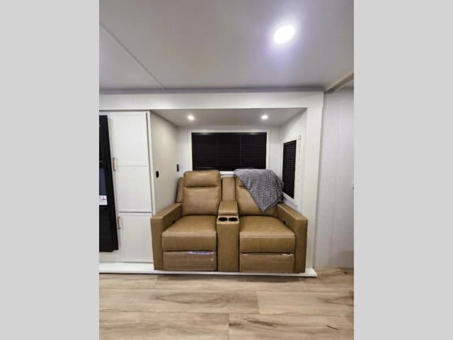 2026 Brinkley RV 2026 Brinkley RV Model IX - thumbnail 10