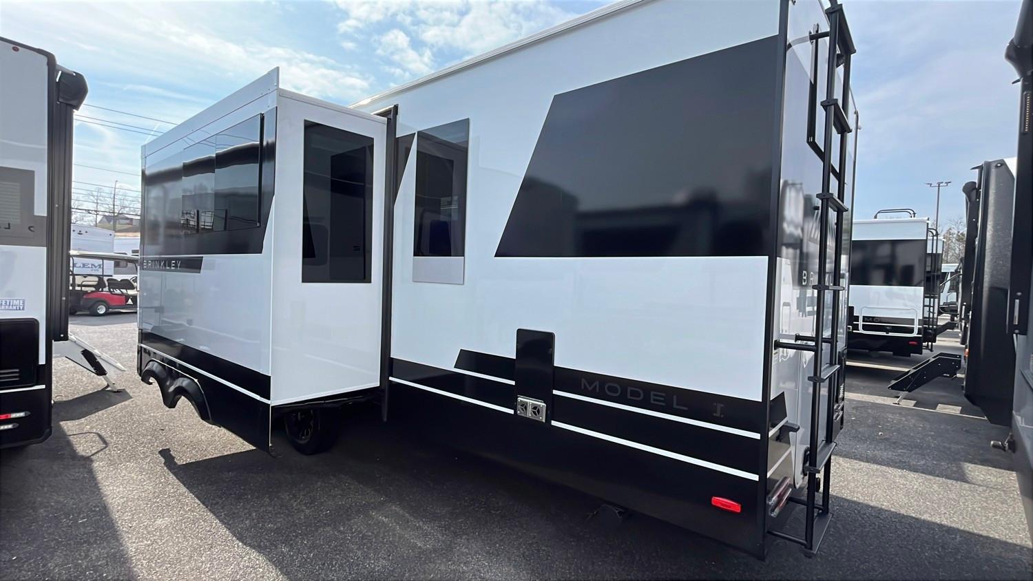 2026 Brinkley RV 2026 Brinkley RV Model I - thumbnail 4