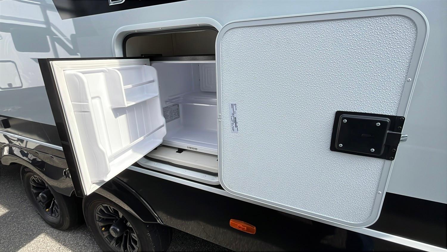 2026 Brinkley RV 2026 Brinkley RV Model I - thumbnail 9