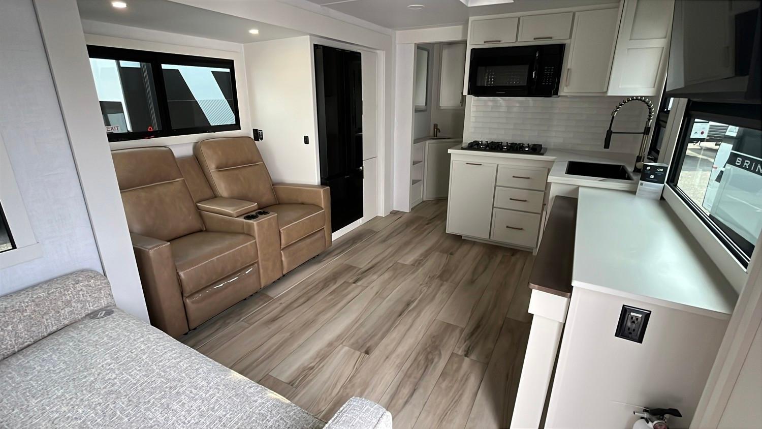 2026 Brinkley RV 2026 Brinkley RV Model I - thumbnail 11