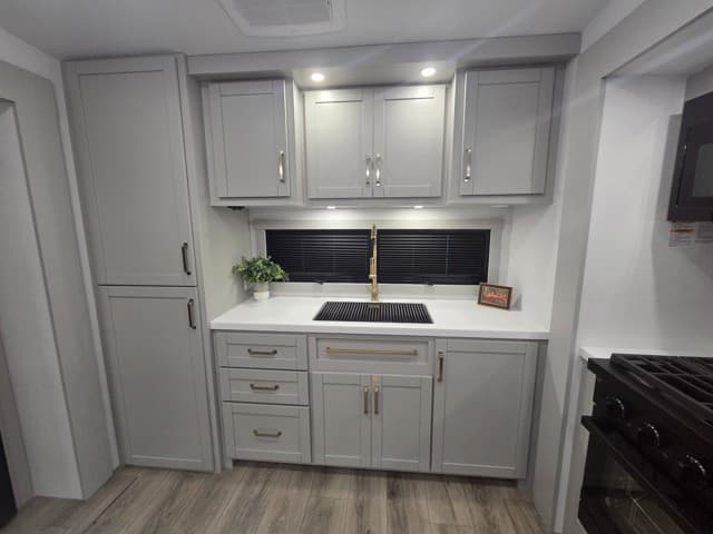 2026 Brinkley RV 2026 Brinkley RV Model Z - thumbnail 8