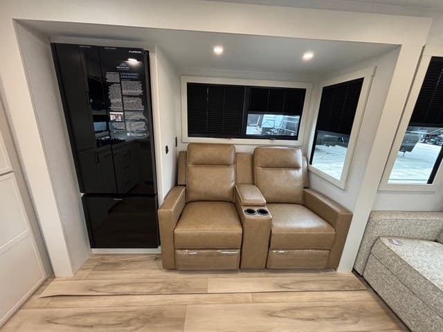 2026 Brinkley RV 2026 Brinkley RV Model I - thumbnail 10