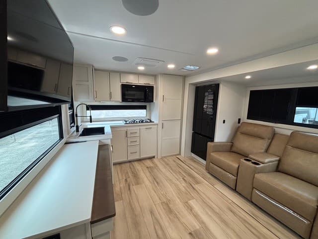 2026 Brinkley RV 2026 Brinkley RV Model I - thumbnail 11