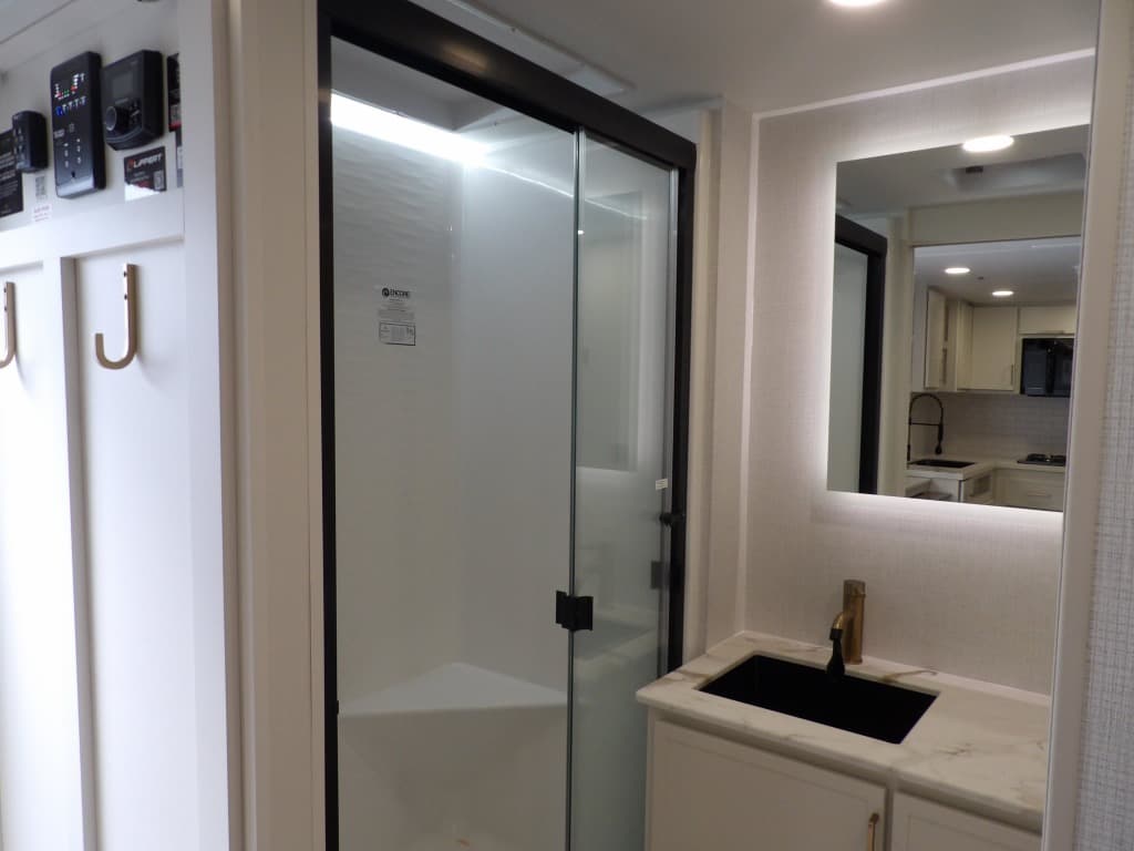 2026 Brinkley RV 2026 Brinkley RV Model I - thumbnail 8