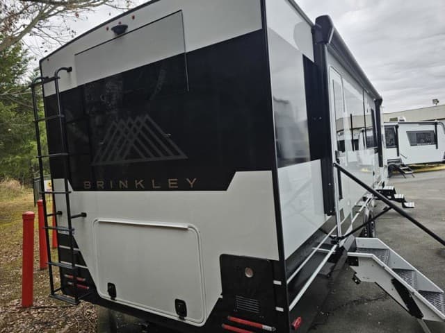 2026 Brinkley RV 2026 Brinkley RV Model I - thumbnail 7