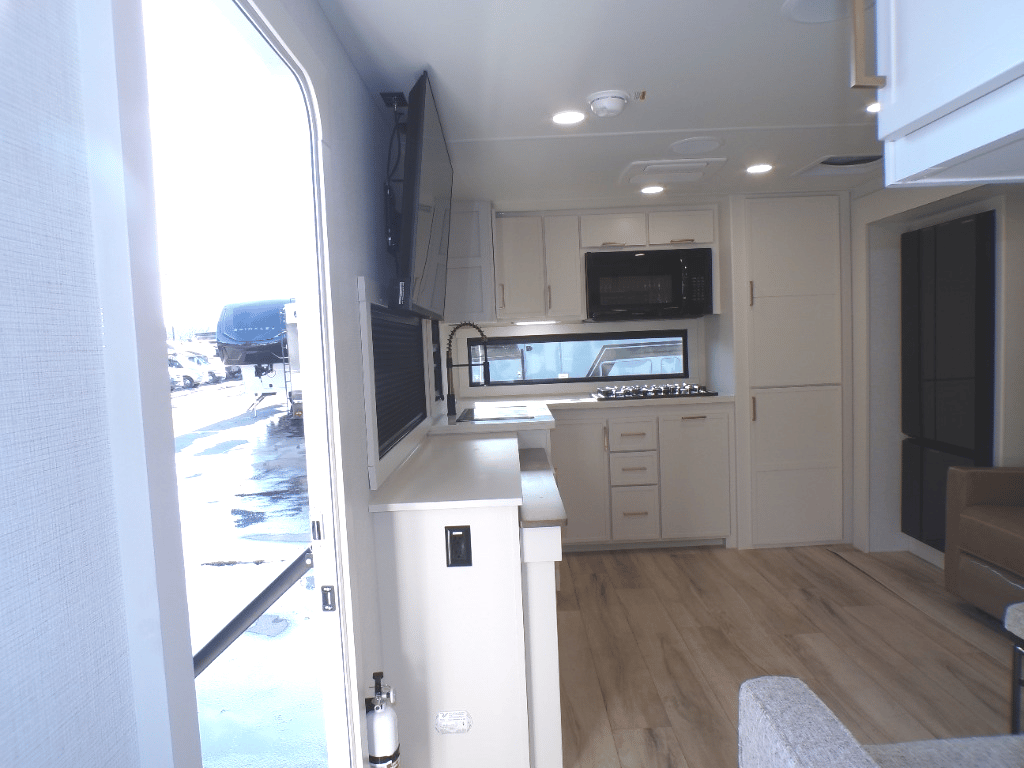 2026 Brinkley RV 2026 Brinkley RV Model I - thumbnail 9