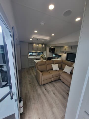 2026 Brinkley RV 2026 Brinkley RV Model Z - thumbnail 12