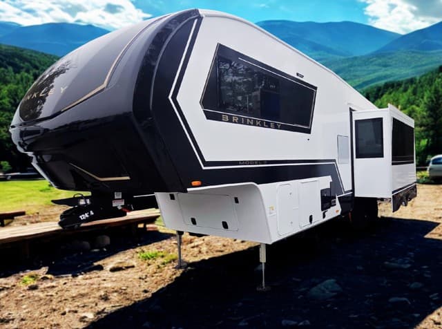 2026 Brinkley RV 2026 Brinkley RV Model Z - thumbnail 4