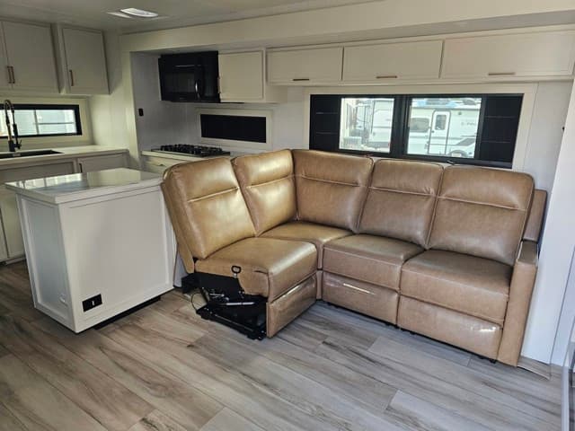 2026 Brinkley RV 2026 Brinkley RV Model I - thumbnail 12