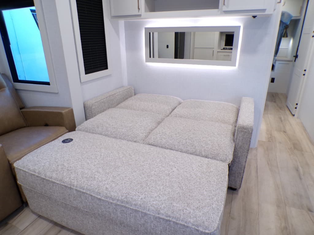 2026 Brinkley RV 2026 Brinkley RV Model I - thumbnail 16