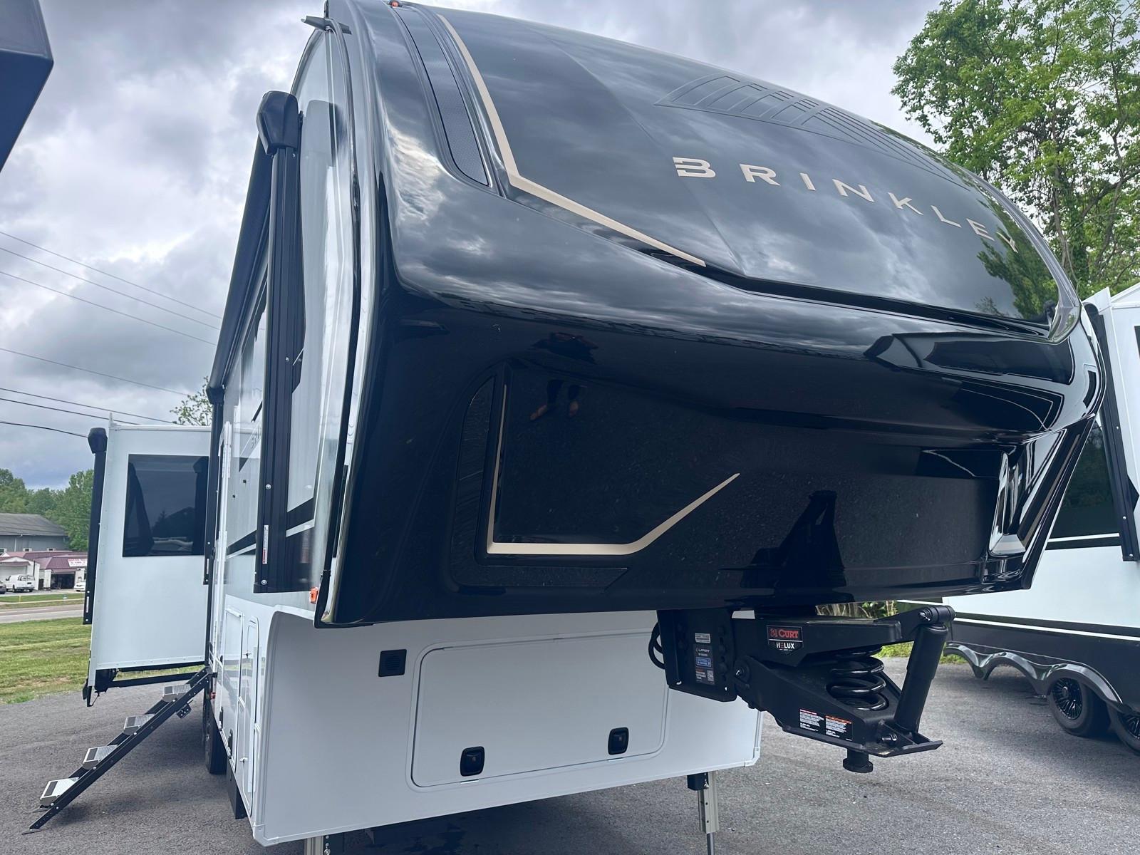 2026 Brinkley Model Z 3200