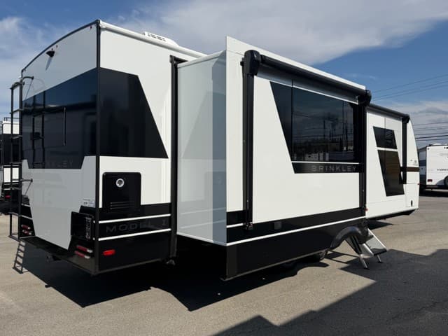 2026 Brinkley RV 2026 Brinkley RV Model I - thumbnail 5