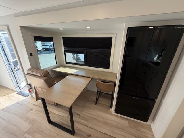 2026 Brinkley RV 2026 Brinkley RV Model I - thumbnail 10