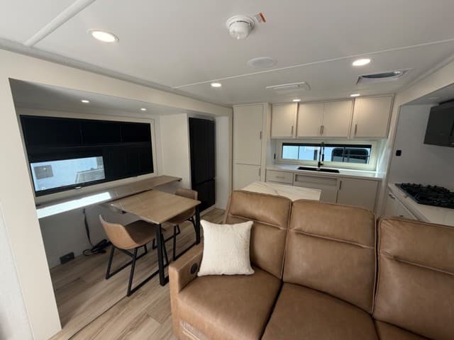 2026 Brinkley RV 2026 Brinkley RV Model I - thumbnail 11