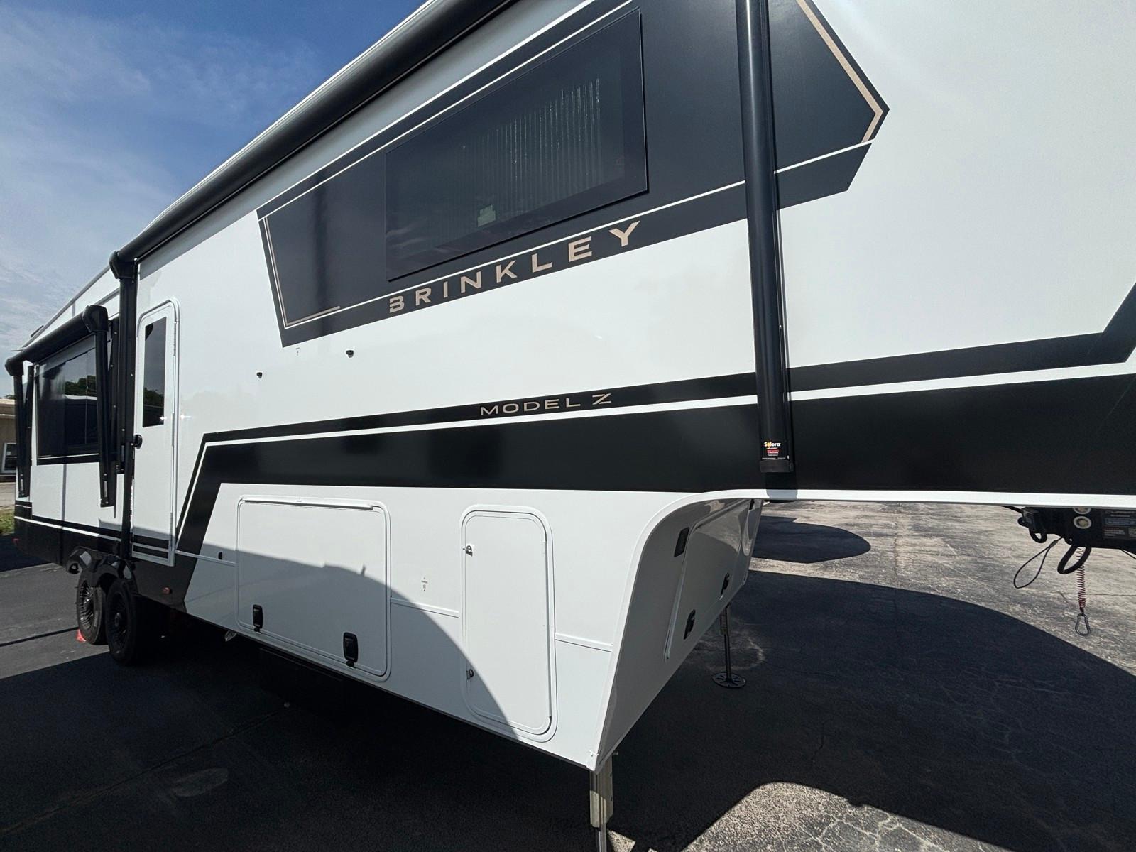 2026 Brinkley Model Z 3200