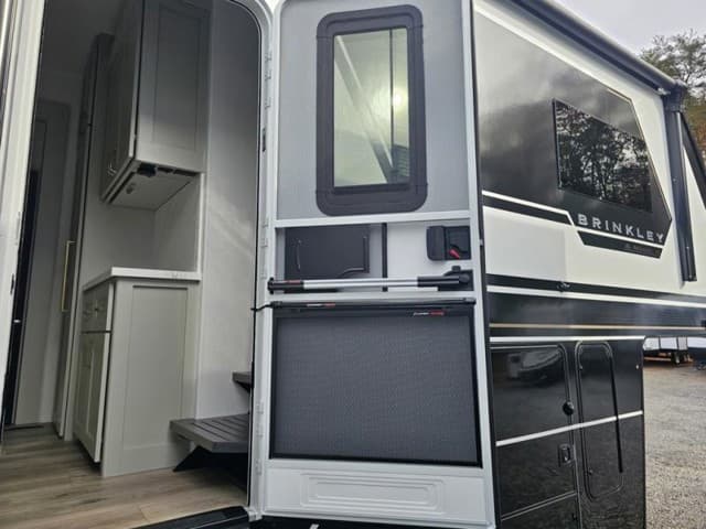 2026 Brinkley RV 2026 Brinkley RV Model G - thumbnail 15