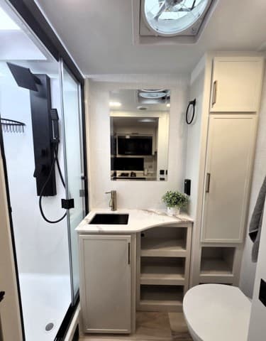 2026 Brinkley RV 2026 Brinkley RV Model IX - thumbnail 12