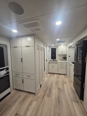 2026 Brinkley RV 2026 Brinkley RV Model I - thumbnail 10