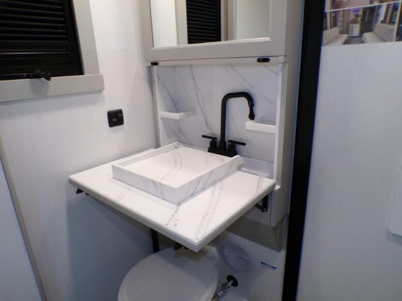 2026 Brinkley 2026 Brinkley Model G - thumbnail 34