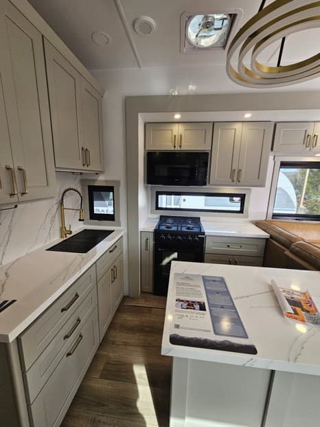 2026 Brinkley RV 2026 Brinkley RV Model G - thumbnail 8