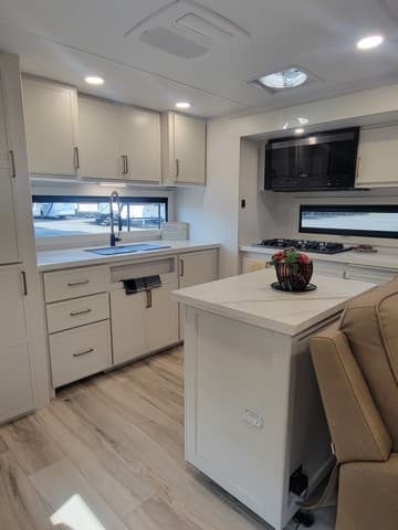 2026 Brinkley RV 2026 Brinkley RV Model I - thumbnail 21