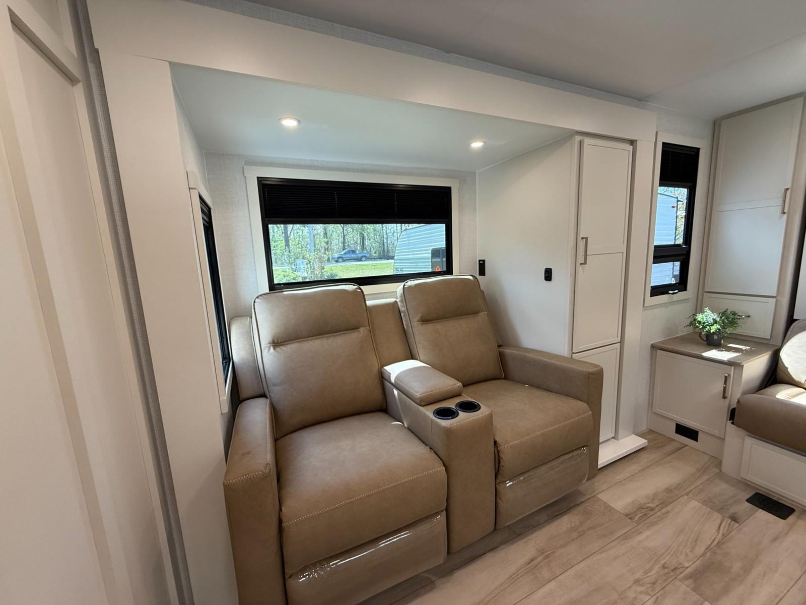 2026 Brinkley RV 2026 Brinkley RV Model IX - thumbnail 15