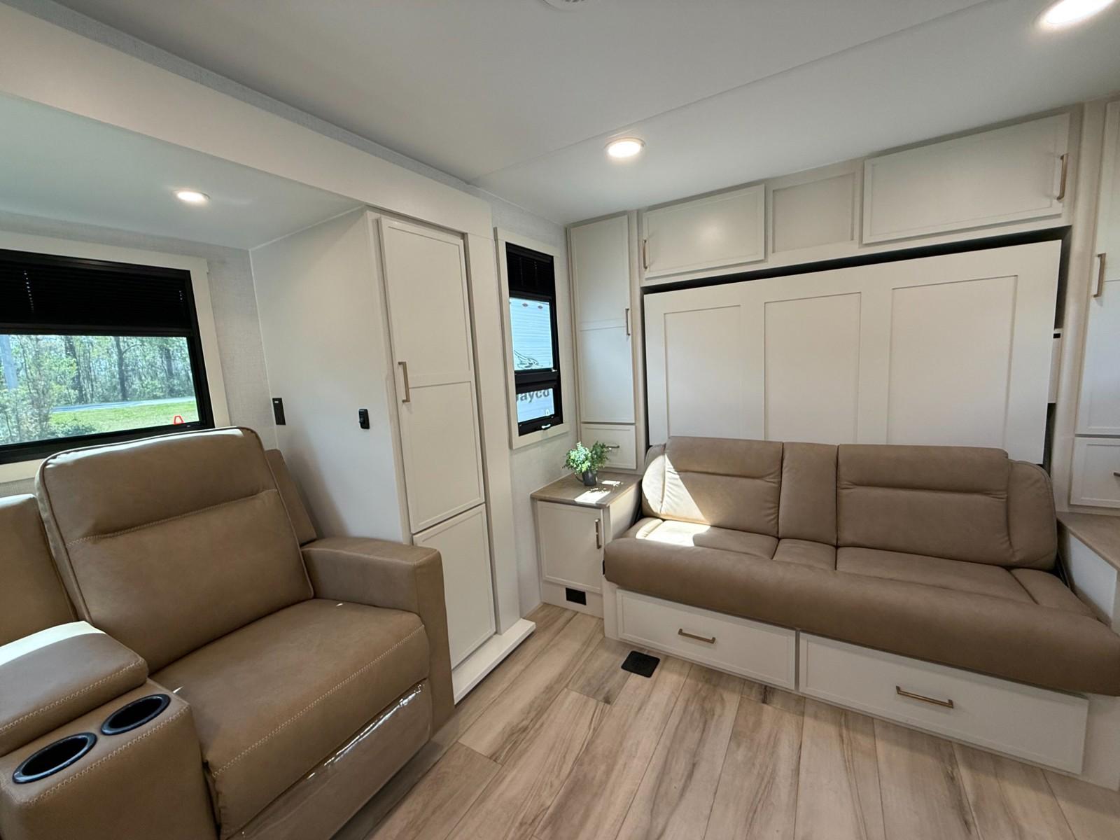 2026 Brinkley RV 2026 Brinkley RV Model IX - thumbnail 17