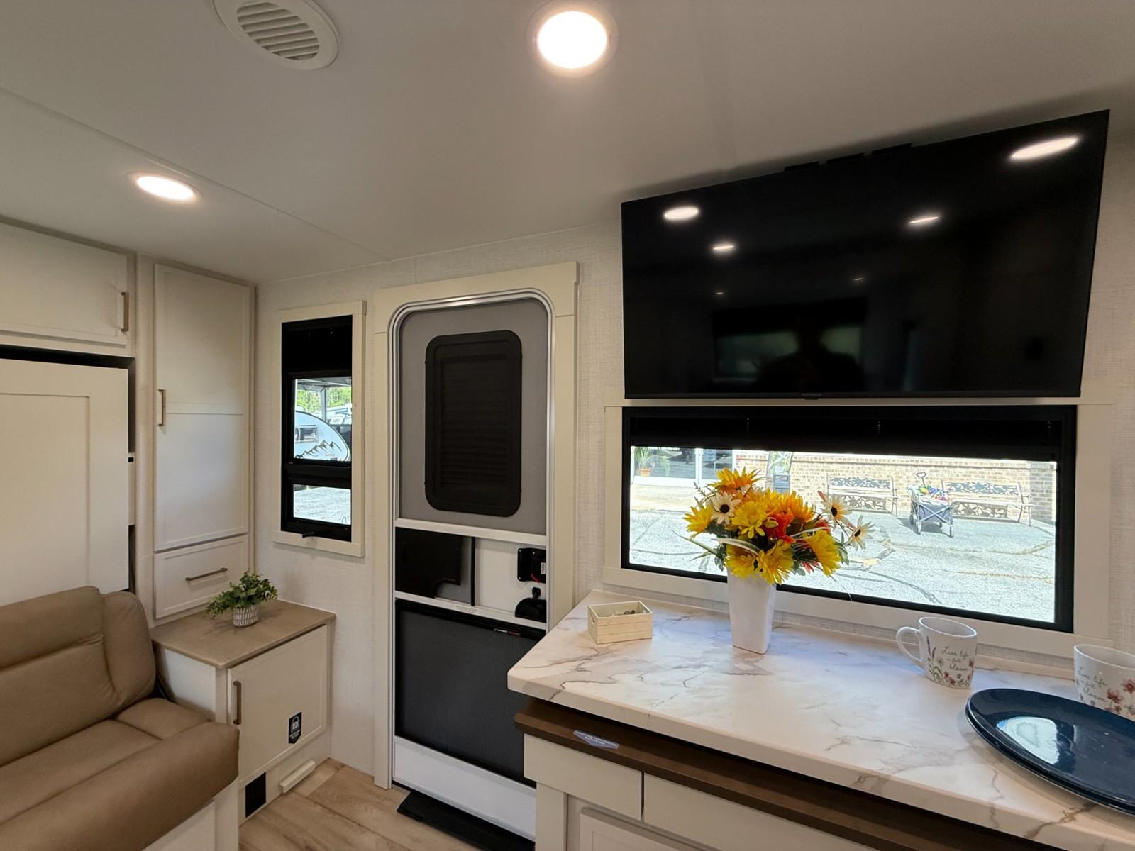 2026 Brinkley RV 2026 Brinkley RV Model IX - thumbnail 19